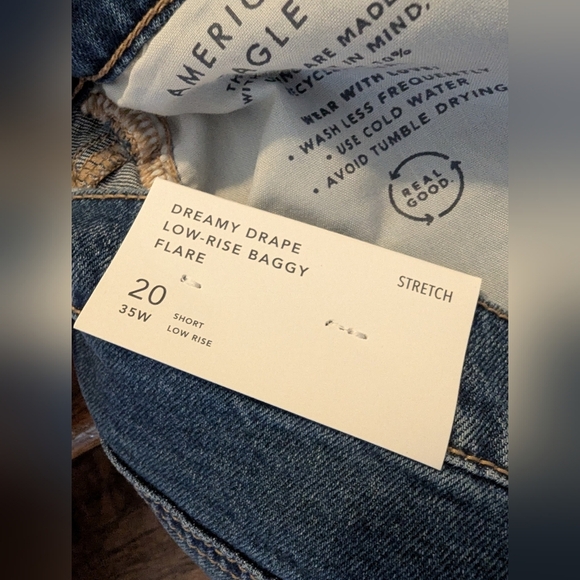 AE Dreamy Drape Stretch Ripped Low-Rise Baggy Flare Jean Size 20 Short NWT - Picture 6 of 7